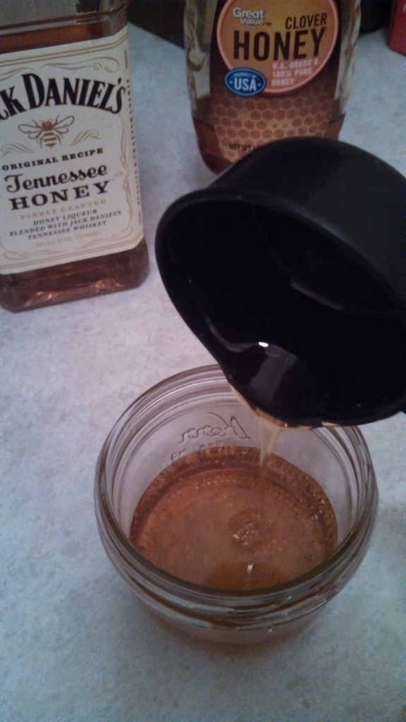 honey-whiskey-ice-cream-jar